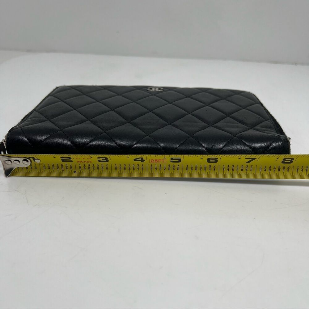 CHANEL Classic Zip Around Wallet Black Quilted lamb skin - Picture 14 of 15